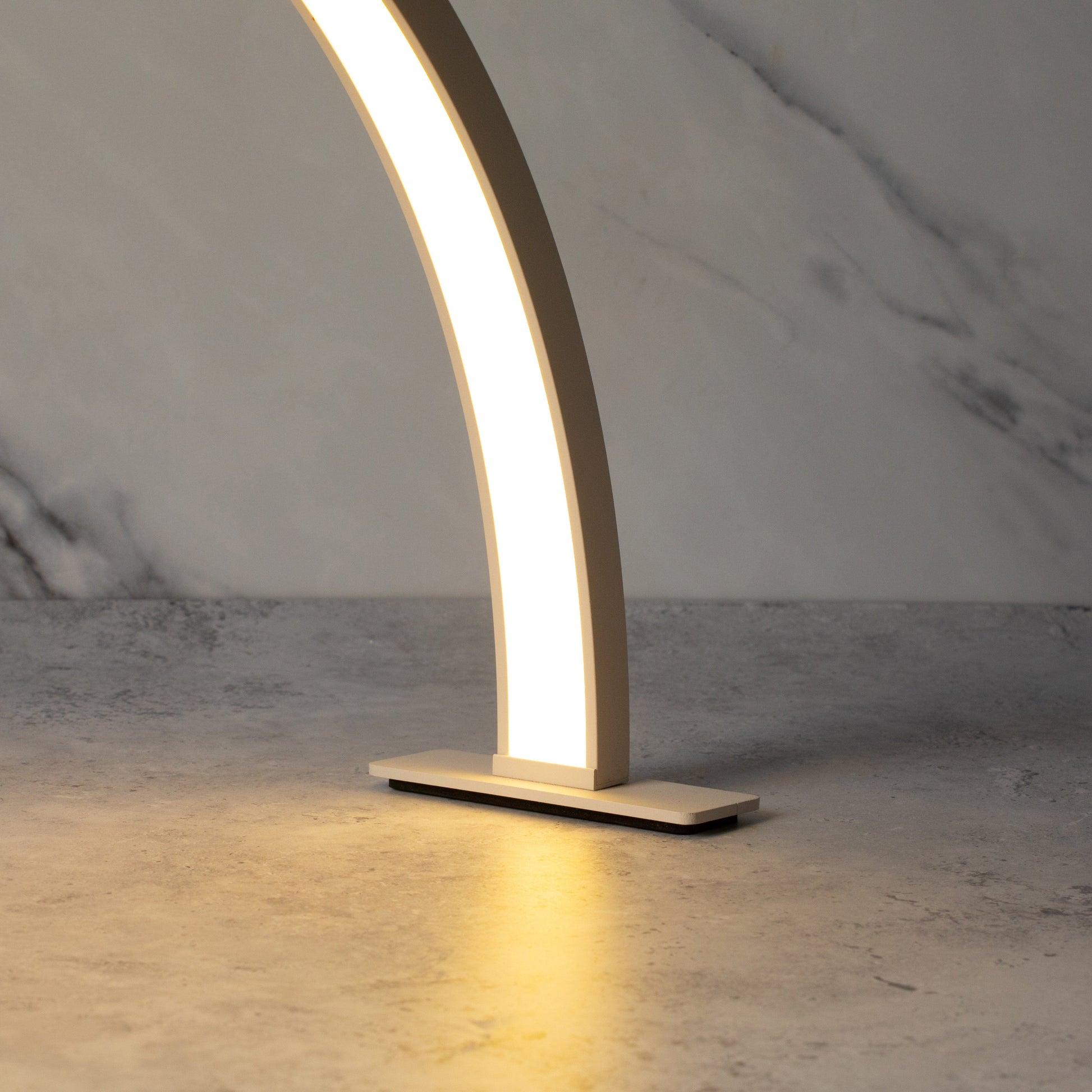 The Cally Curve Light