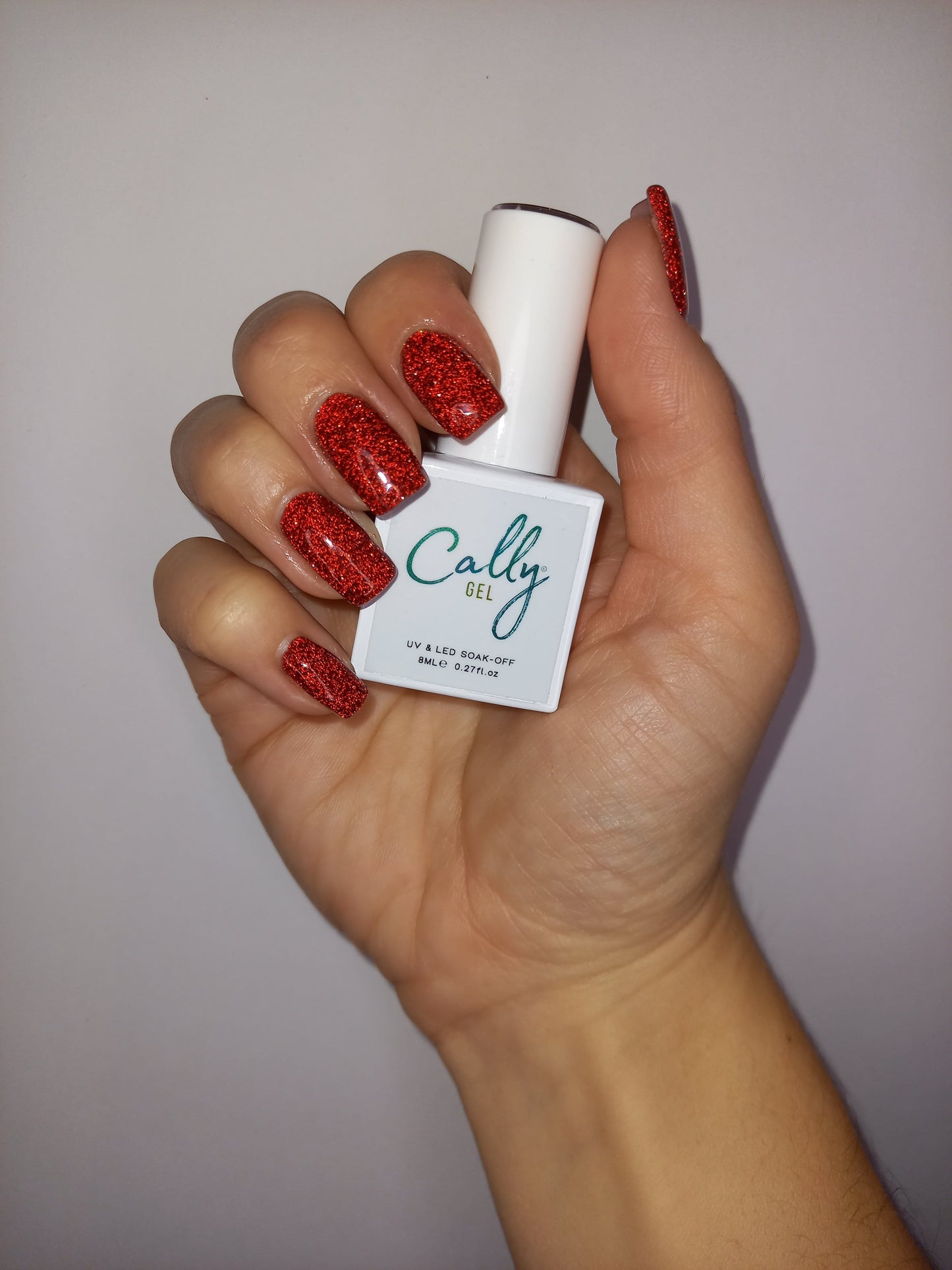 Moulin Rouge Cally Flash Gel Nail polish
