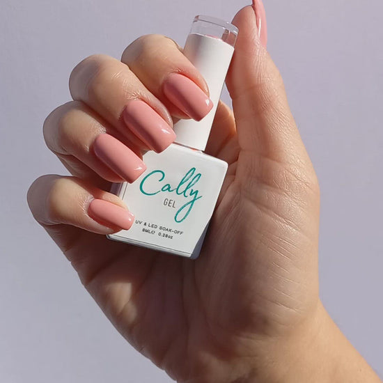 Peaches n Cream Cally Gel Nail Polish
