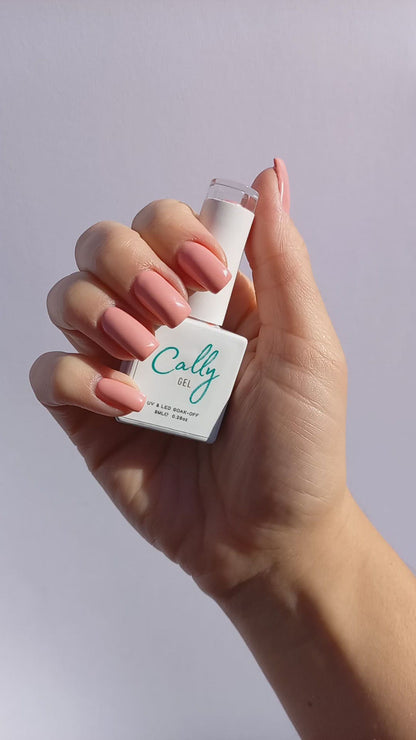 Peaches n Cream Cally Gel Nail Polish