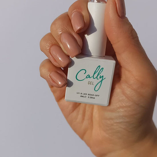 Showing Hand Manicured with Desert Taupe Cally Gel Nail Polish & 8ml bottle in Hand