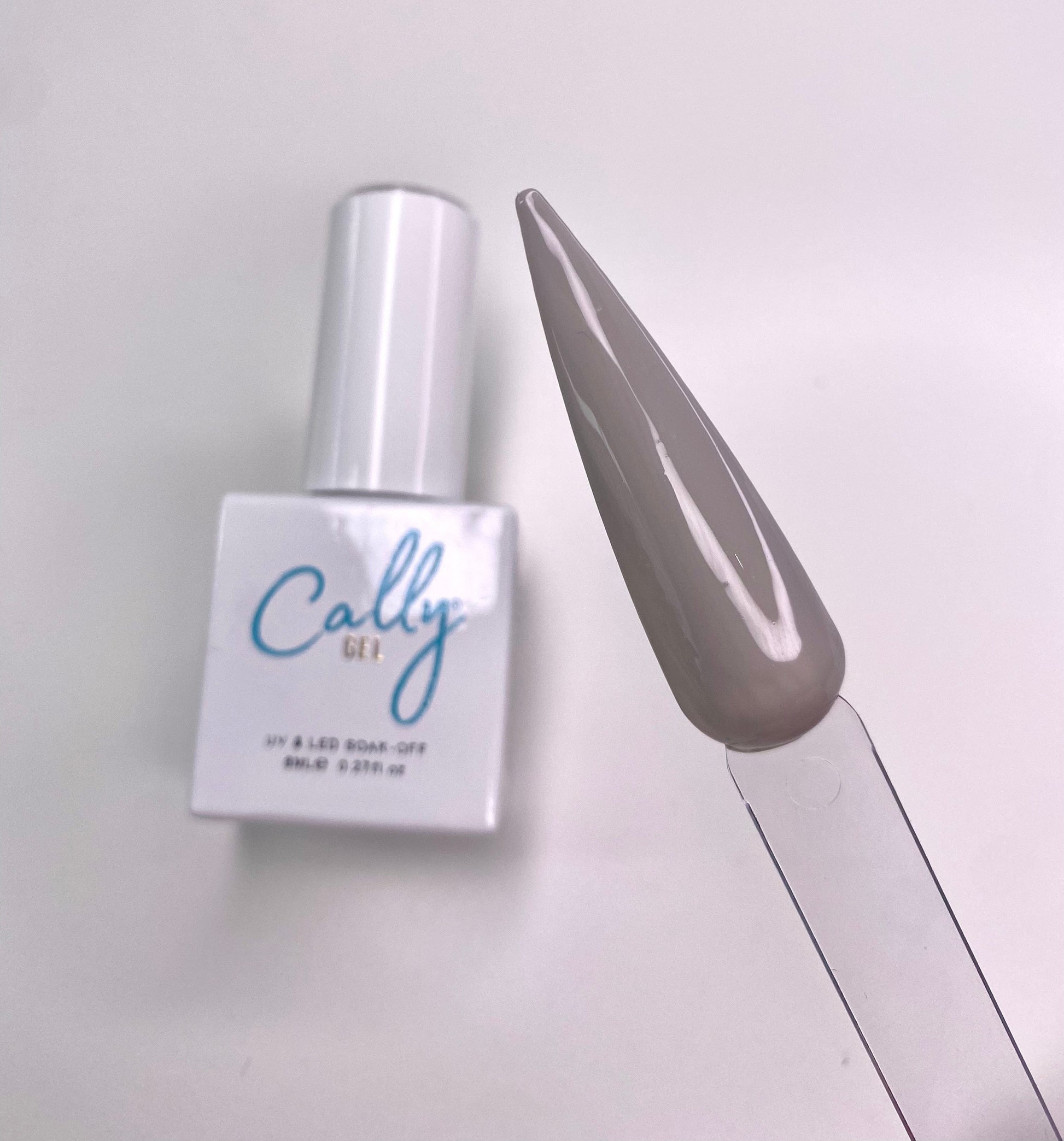 Moonstone Cally Gel Nail Polish 8ml Bottle and with a Colour Sampler
